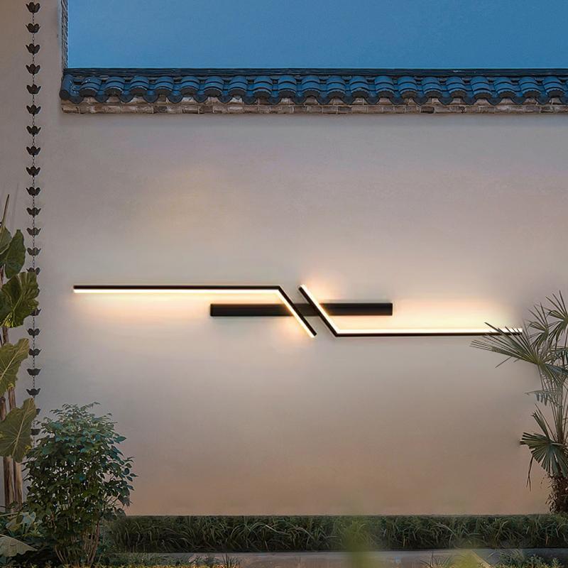 Outdoor Wall Lamp